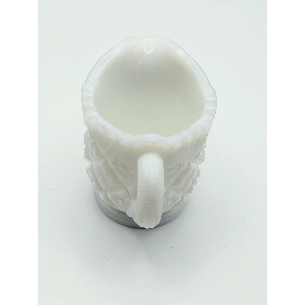 Vintage White Milk Glass Creamer Diamond Point Fan Pattern Scallop Sawtooth‎ Rim